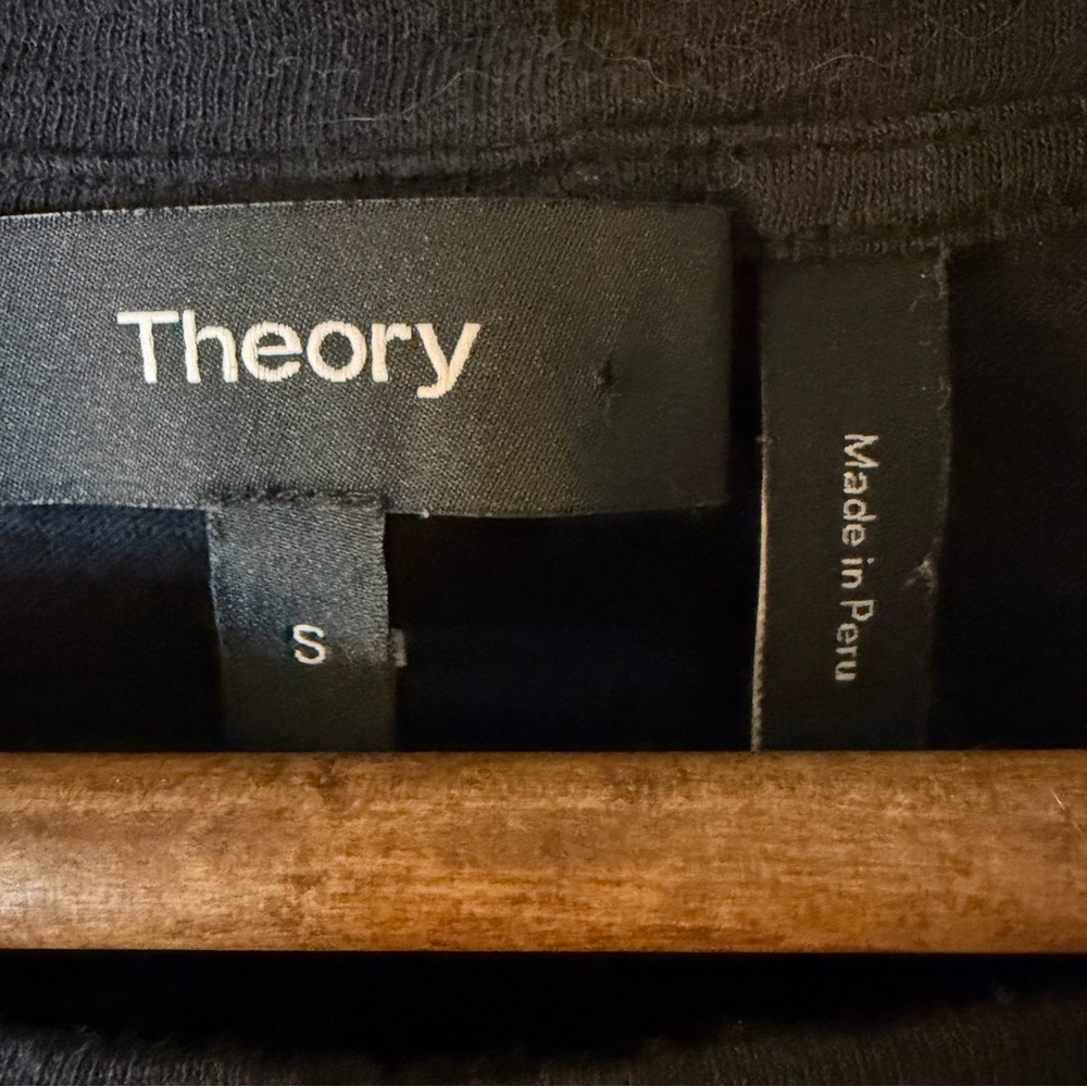 Theory Black T Shirt Small - Picture 3 of 4
